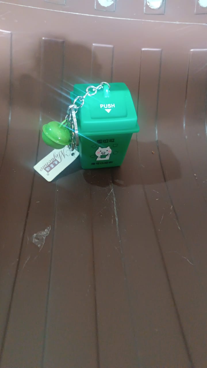 Trash Can Keychain Recycle Can Keyring Novelty Keychain Garbage Classification keyholder for and Adults Trash Can Keychain Recycle Can Keyring Novelty Keychain Garbage Classification keyholder for and Adults